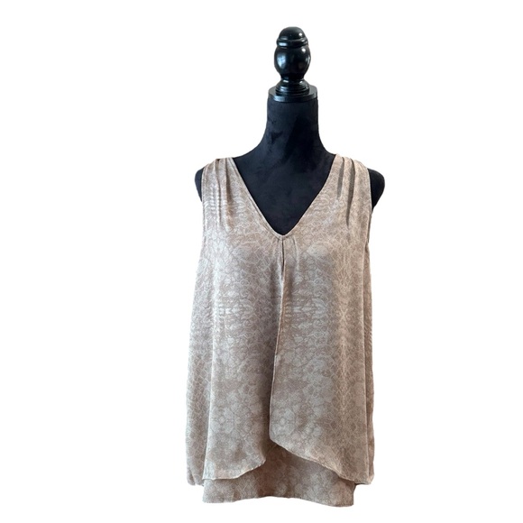 Ann Taylor Tops - NWT Ann Taylor Blouse